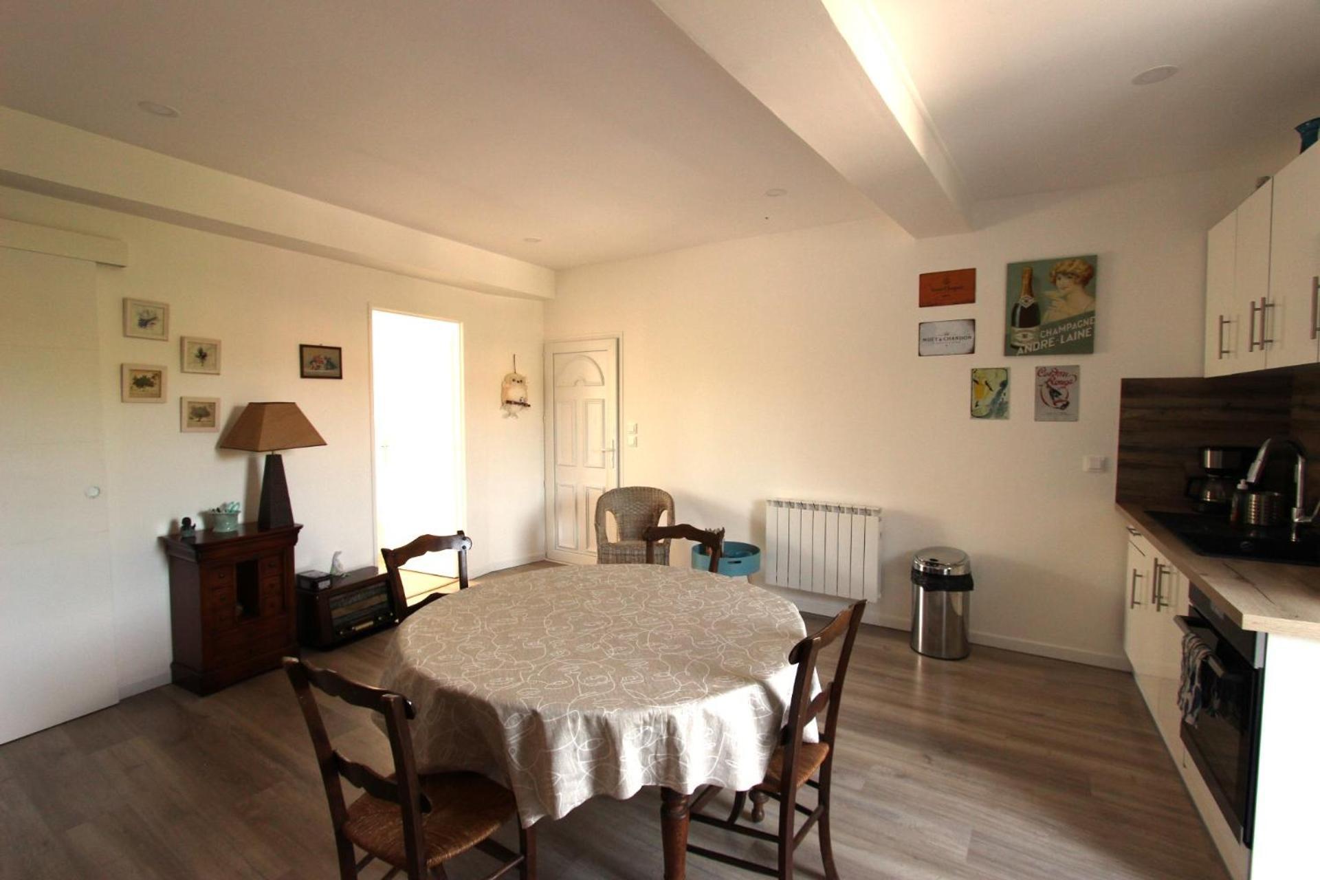 Joli Appartement Avec Balcon Au Coeur De Forcalquier Eksteriør bilde